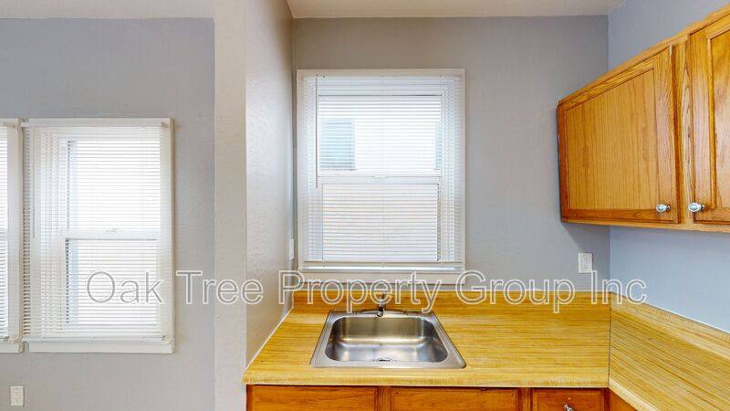 House for rent at 2308 Foothill Blvd #16, Oakland, CA 94601