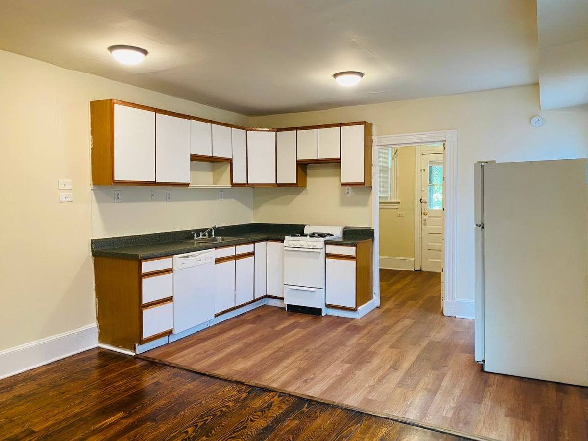 Apartment for rent at 4 N Dooley Ave, Richmond, VA 23221
