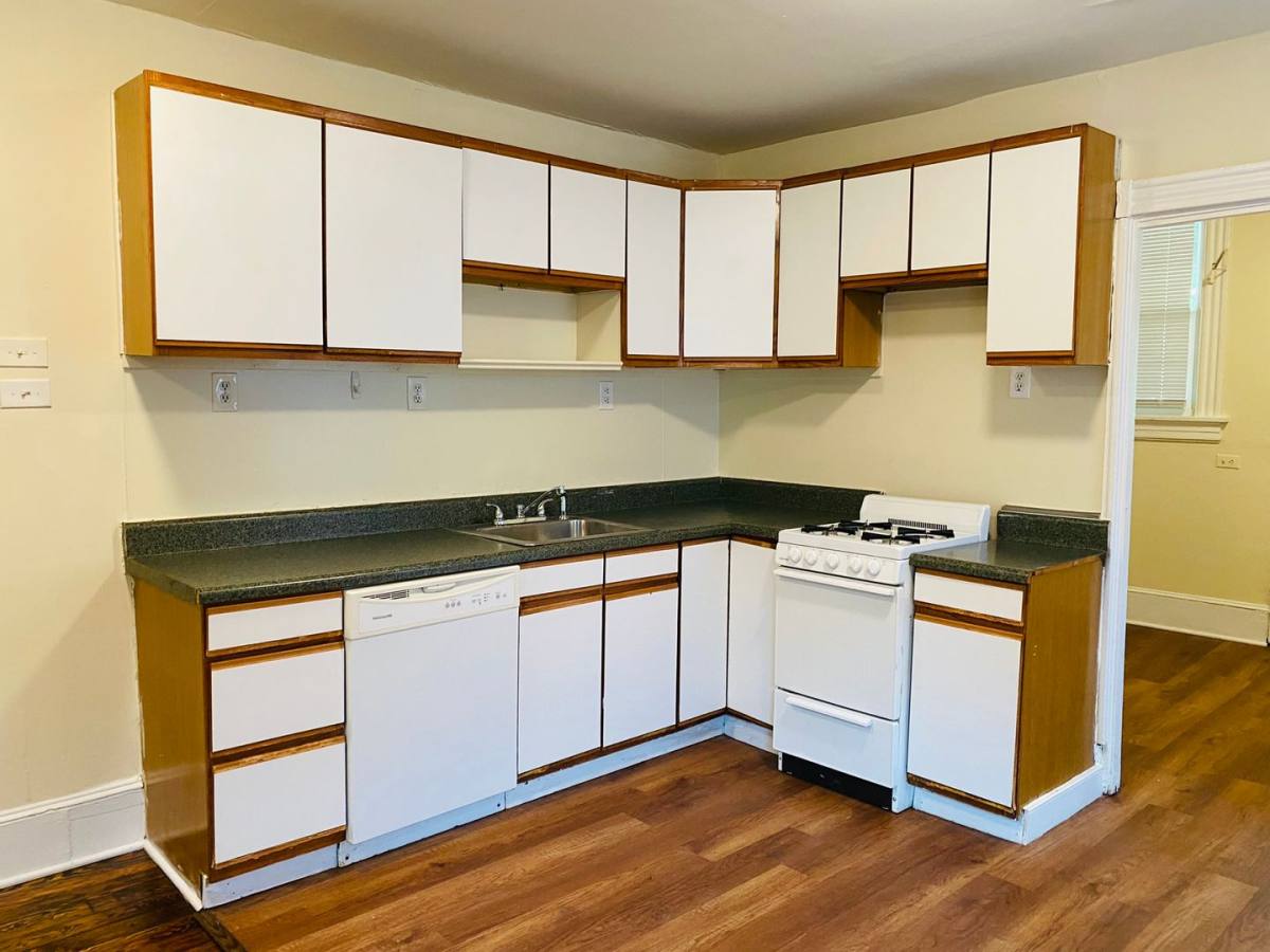 Apartment for rent at 4 N Dooley Ave, Richmond, VA 23221