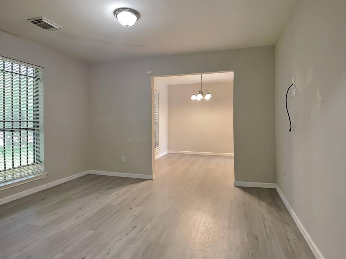 House for rent at 12811 Roandale Dr, Houston, TX 77048