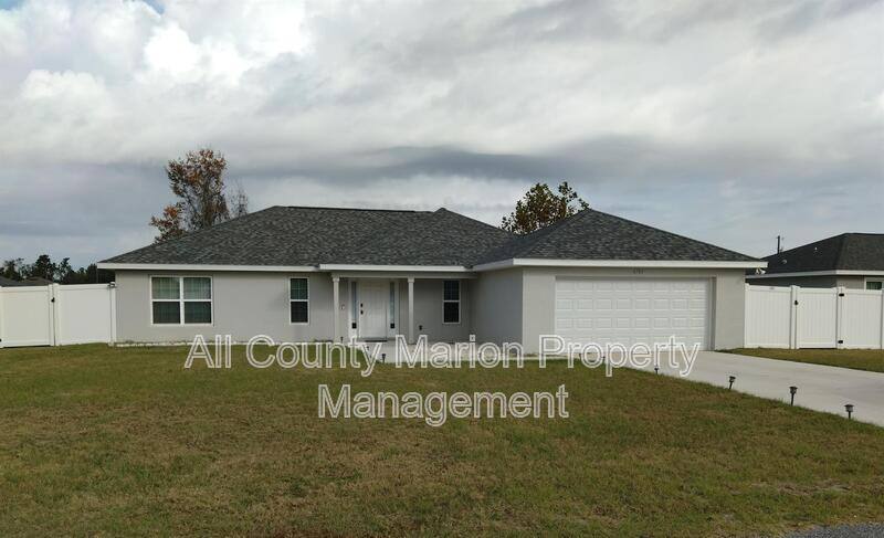 House for rent at 4704 SW 143rd Loop, Ocala, FL 34473