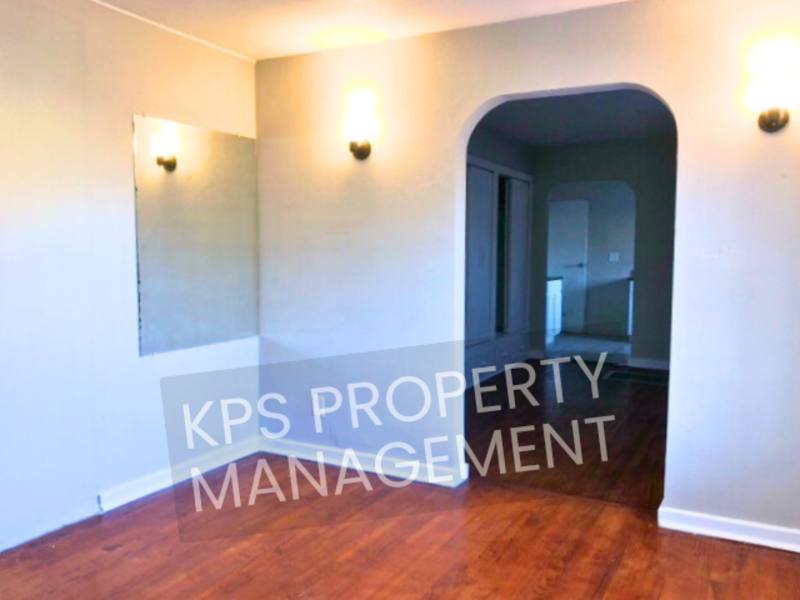 Apartment for rent at 939 S Market St #1, Wichita, KS 67211