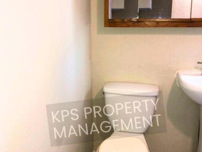 Apartment for rent at 939 S Market St #1, Wichita, KS 67211