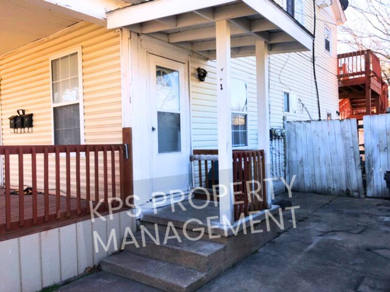 Apartment for rent at 939 S Market St #1, Wichita, KS 67211