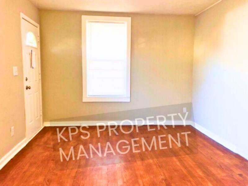 Apartment for rent at 939 S Market St #1, Wichita, KS 67211