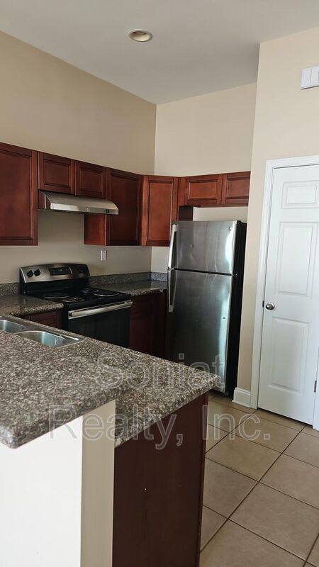 Apartment for rent at 4235 Hollygrove St, New Orleans, LA 70118