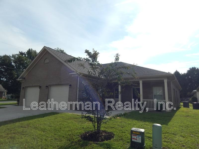 Apartment for rent at 408 Senate St, Florence, SC 29501