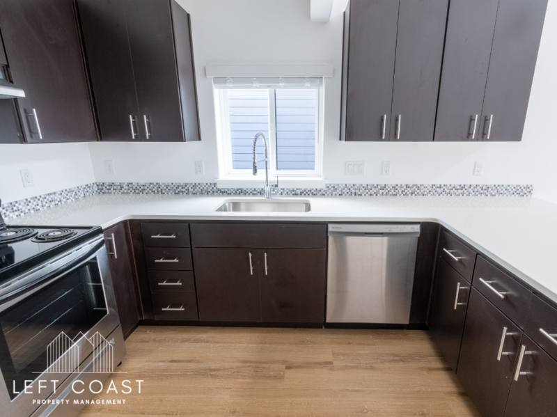 Apartment for rent at 680 SE Highway 101 #204, Lincoln City, OR 97367