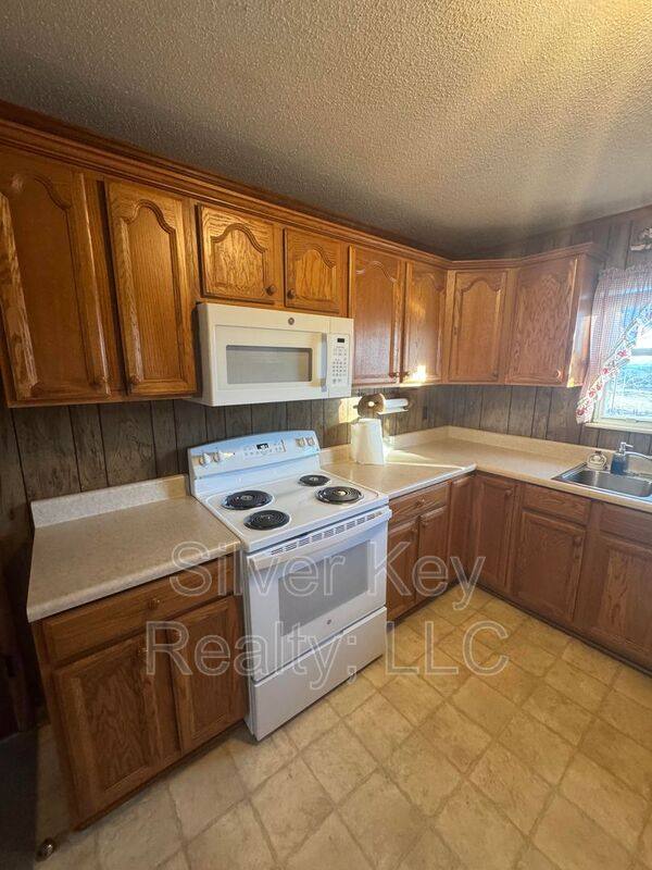 House for rent at 165 County Rd #358, Niota, TN 37826