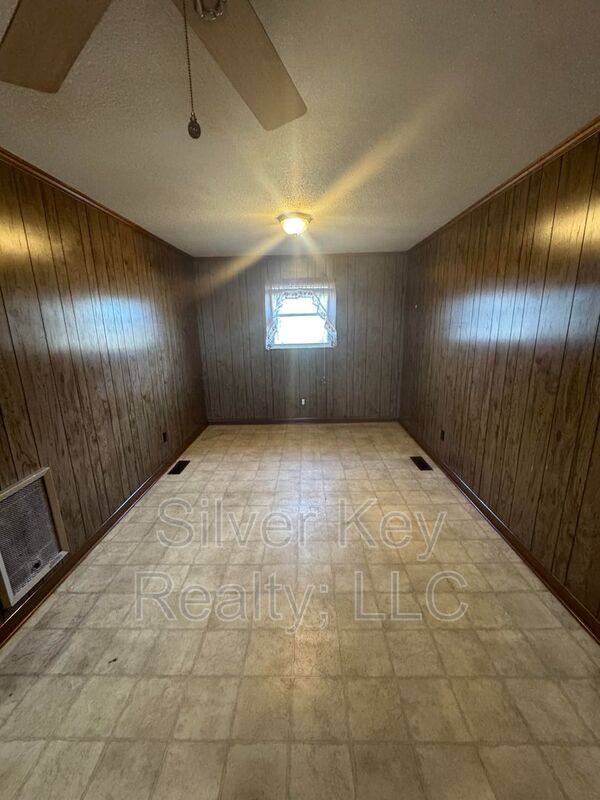 House for rent at 165 County Rd #358, Niota, TN 37826