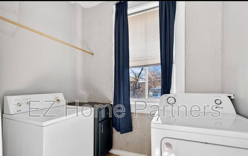 Townhouse for rent at 3005 S Compton Ave, Saint Louis, MO 63118