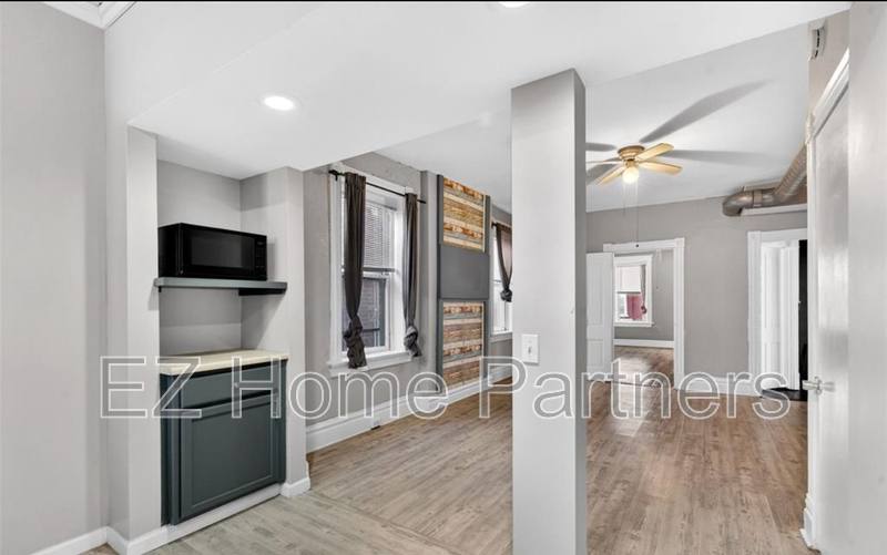 Townhouse for rent at 3005 S Compton Ave, Saint Louis, MO 63118