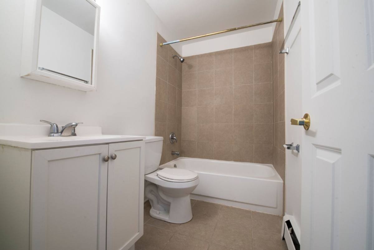 Apartment for rent at 21837 Jeffrey, Chicago Heights, IL 60411