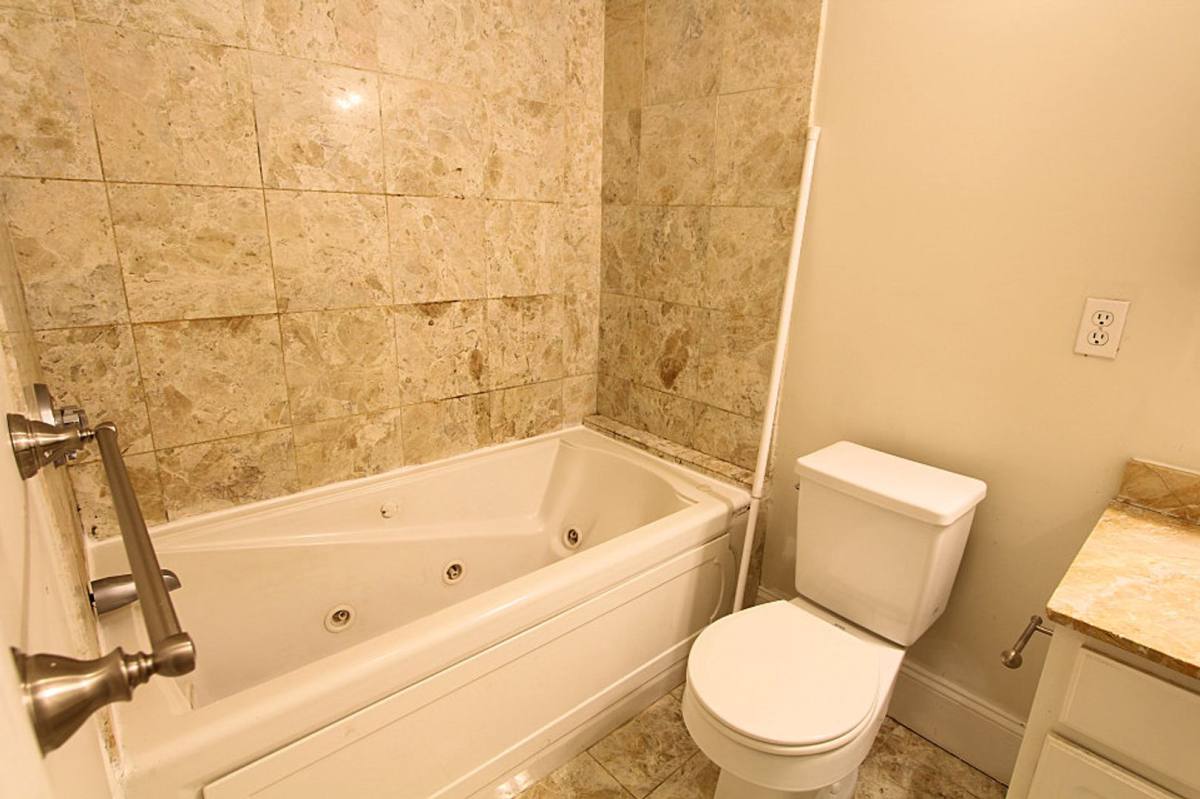 Apartment for rent at 25 Aspinwall #1C, Brookline, MA 02446