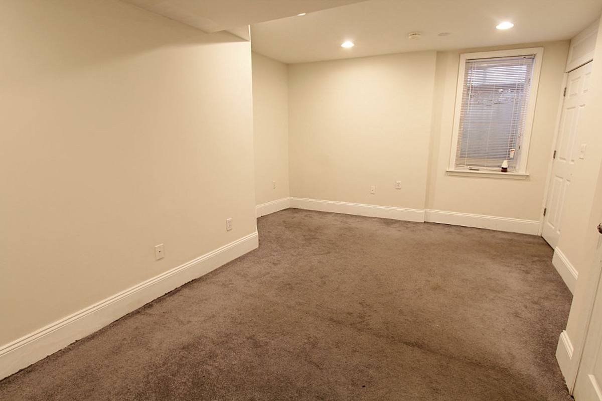 Apartment for rent at 25 Aspinwall #1C, Brookline, MA 02446