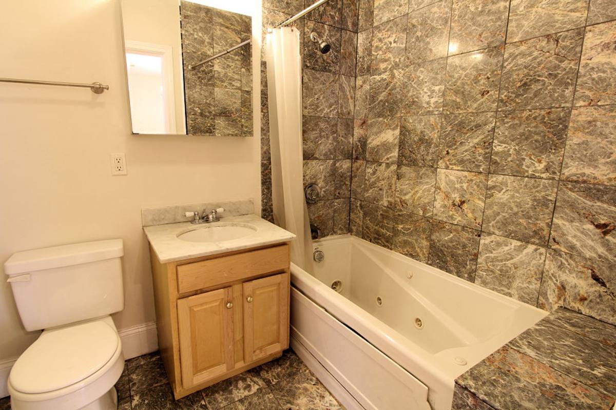 Apartment for rent at 25 Aspinwall #1C, Brookline, MA 02446