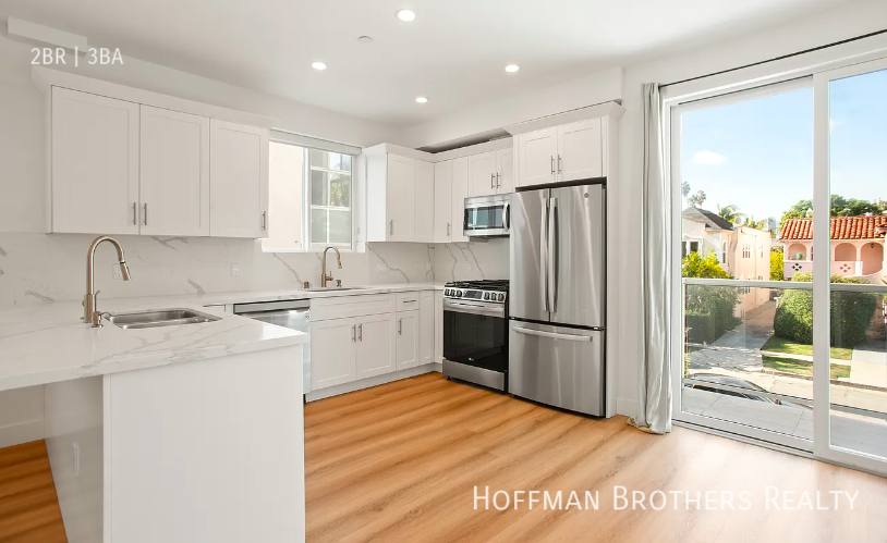 Apartment for rent at 836 S Shenandoah St #201, Los Angeles, CA 90035