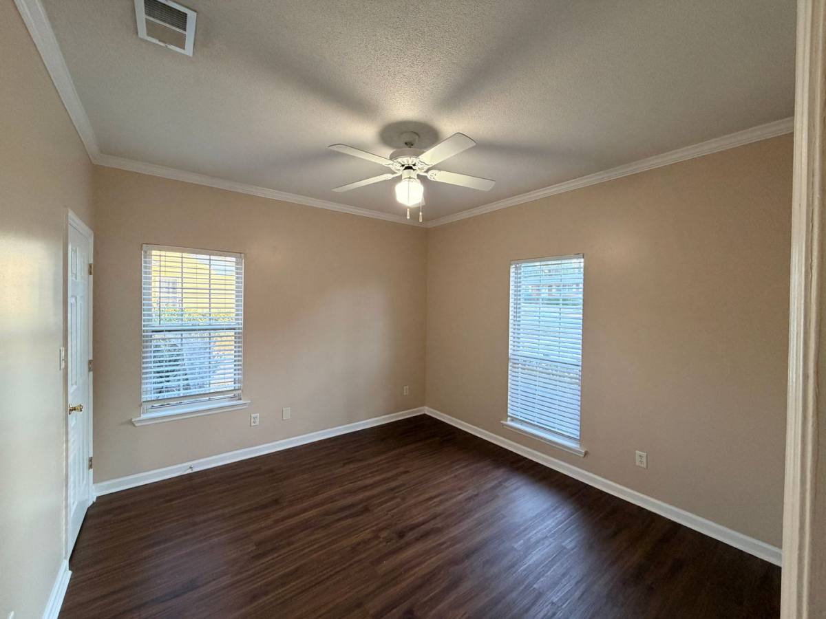 Apartment for rent at 507 Roberts St, Valdosta, GA 31601