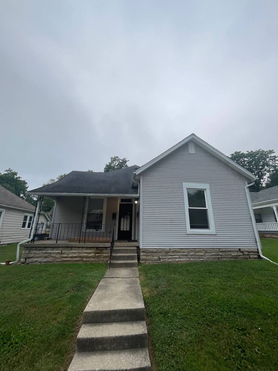 Apartment for rent at 705 N Lincoln St, Bloomington, IN 47408
