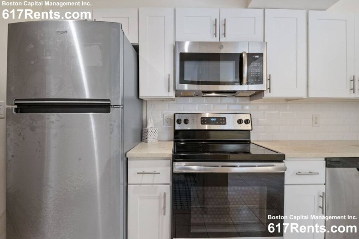 Apartment for rent at 1982 Commonwealth Ave #B, Brighton, MA 02135