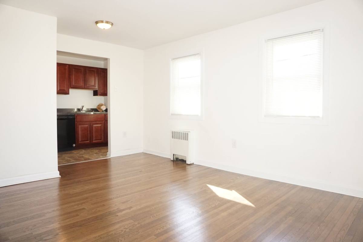 Apartment for rent at 87-89 S State Rd, Upper Darby, PA 19082