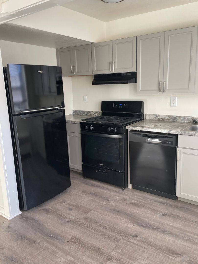 Apartment for rent at 87-89 S State Rd, Upper Darby, PA 19082