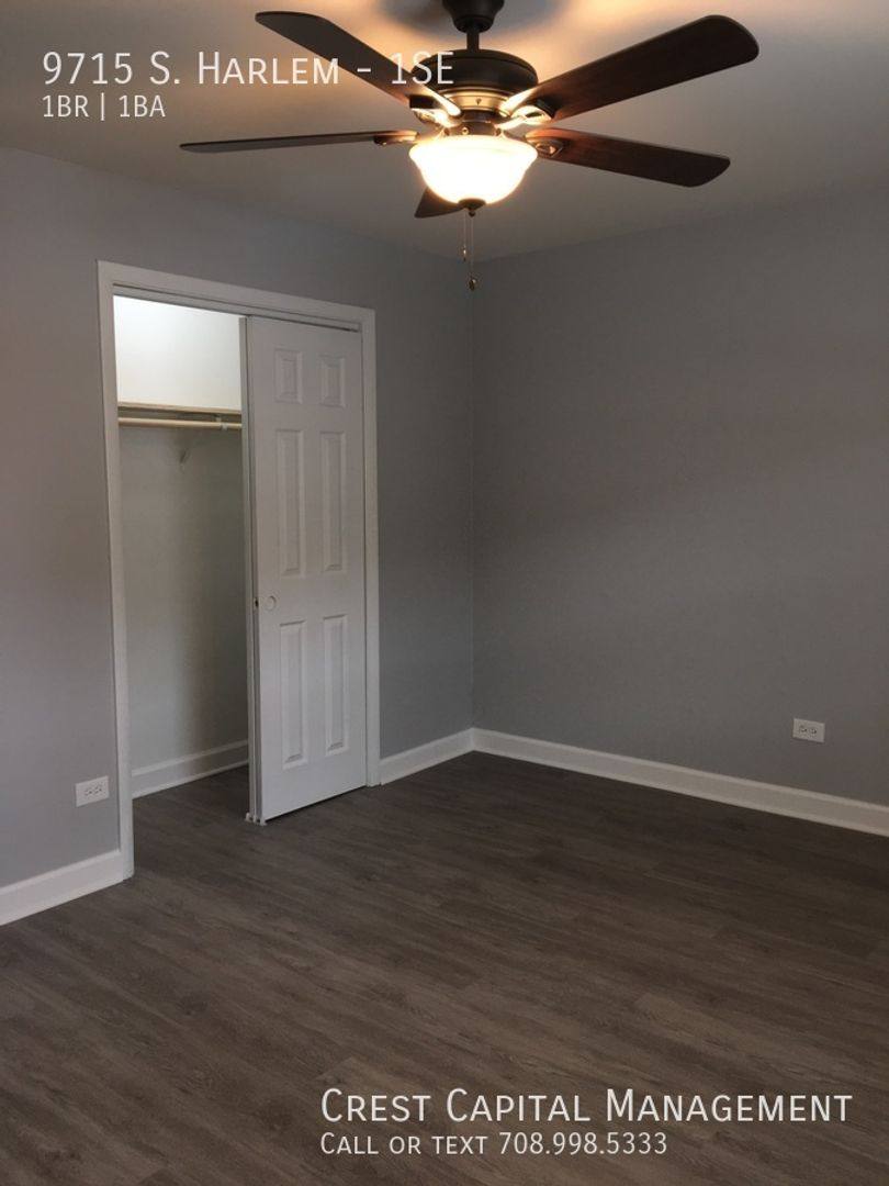 Apartment for rent at 9700-02 Nottingham Ave, Chicago Ridge, IL 60415