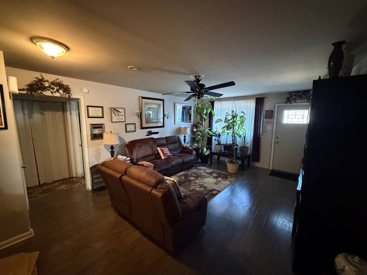 Apartment for rent at 3212 Barton Ave, Richmond, VA 23222