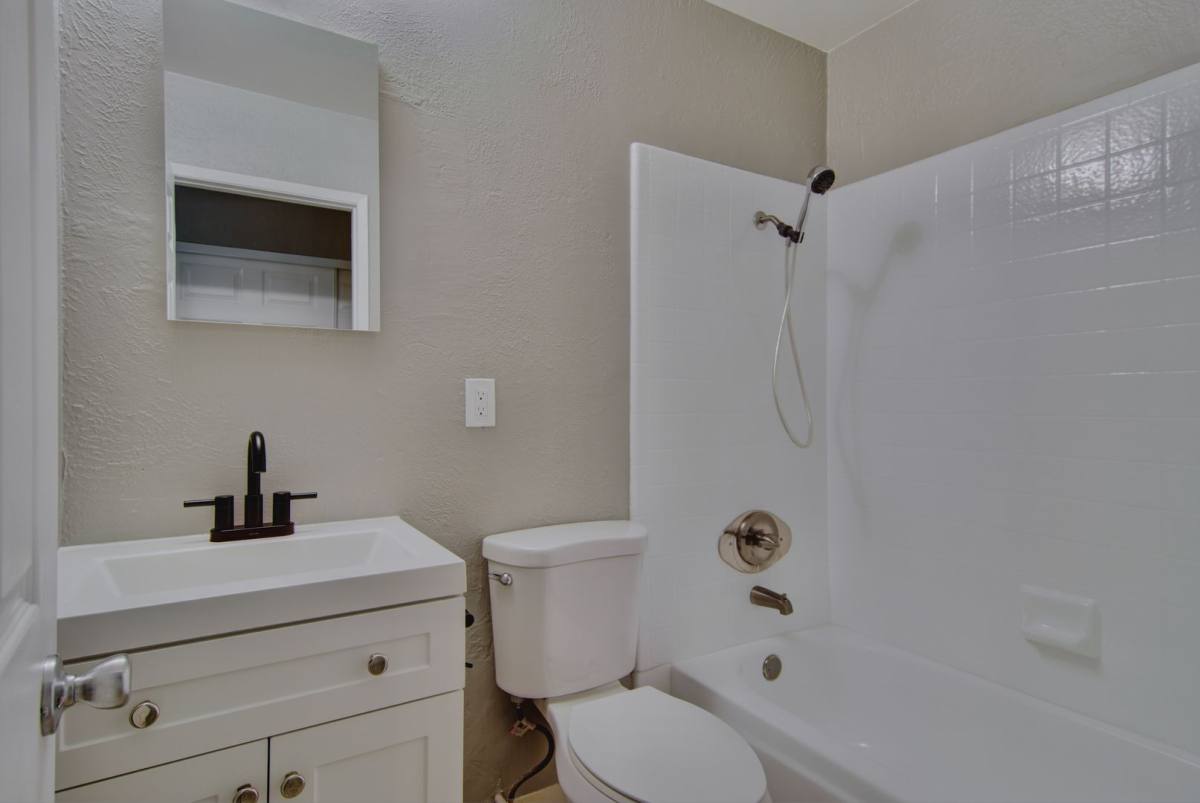 Apartment for rent at 25401 Cypress Ave, Hayward, CA 94544