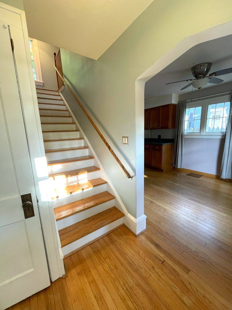 House for rent at 1404 E Park Place, Ann Arbor, MI 48104