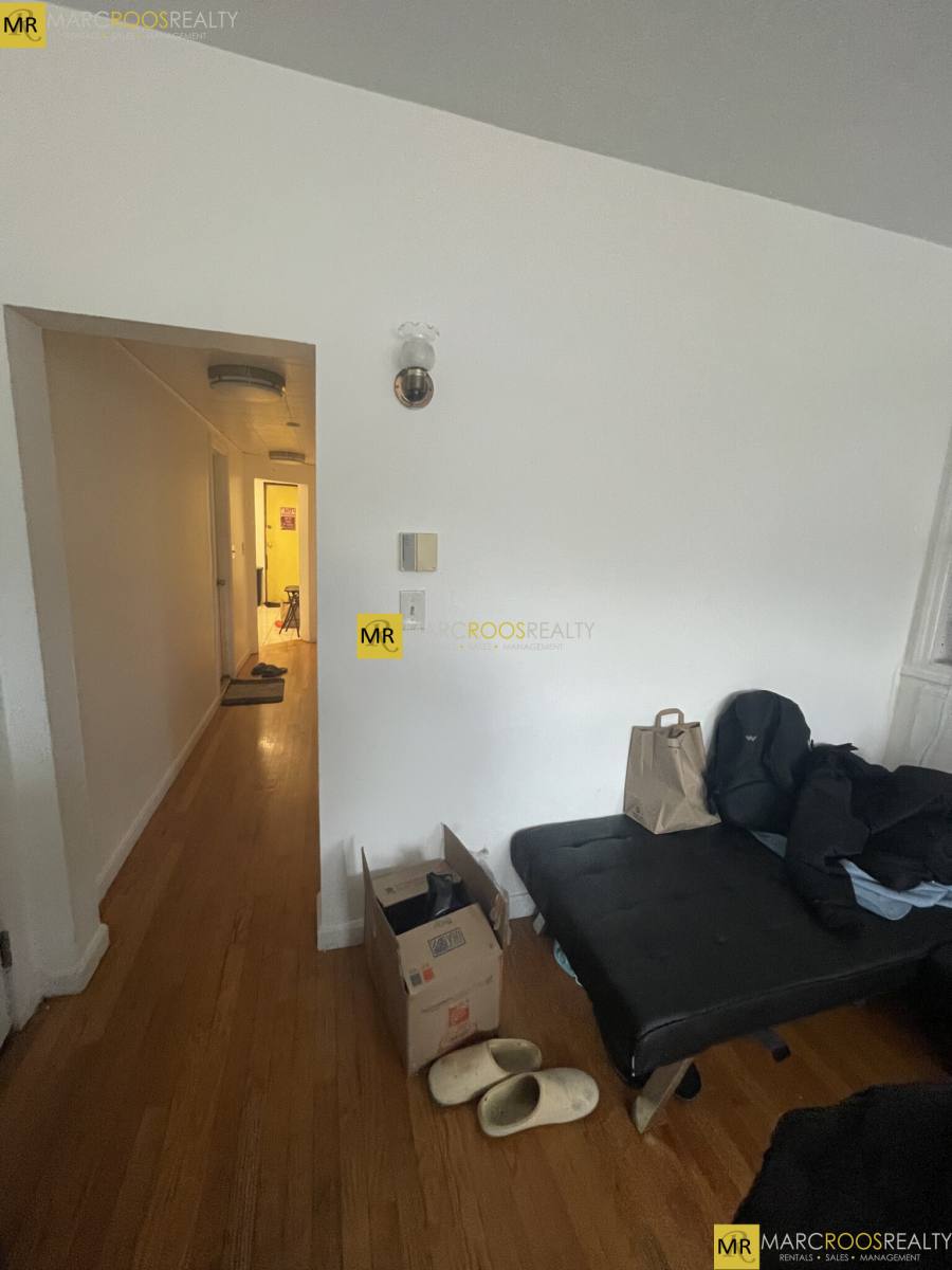 House for rent at 848 Huntington Ave #2, Boston, MA 02115