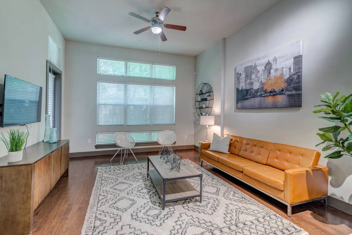 Apartment for rent at 5755 Almeda Rd #5HP1, Houston, TX 77004