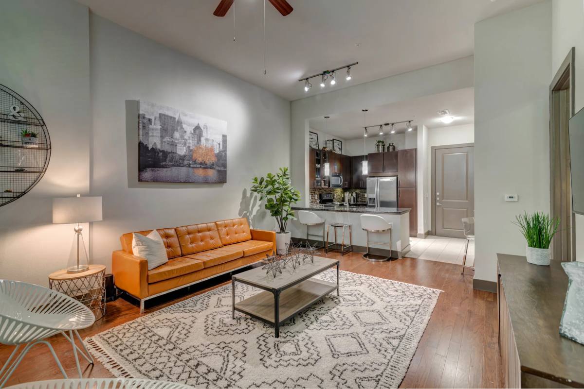 Apartment for rent at 5755 Almeda Rd #5HP1, Houston, TX 77004