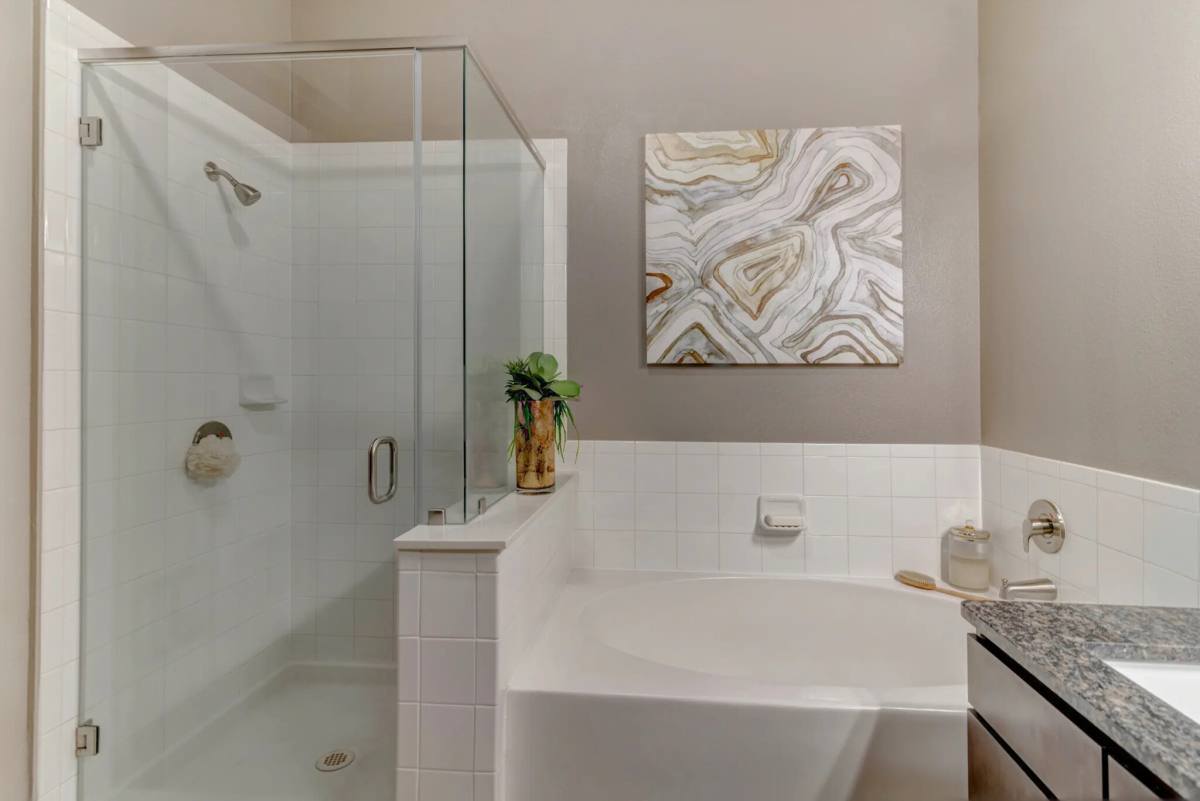 Apartment for rent at 5755 Almeda Rd #5HP1, Houston, TX 77004