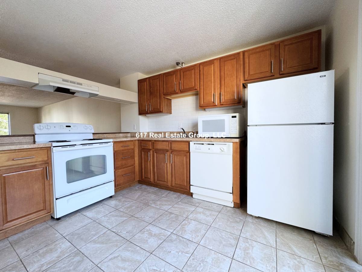 Apartment for rent at 142 N Beacon St #A4, Brighton, MA 02135