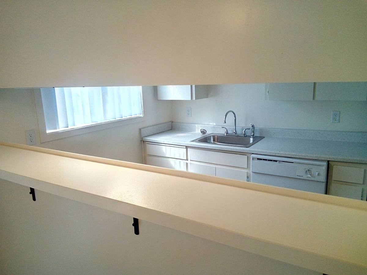 Townhouse for rent at 8726 - 8756 SE Henderson St, Portland, OR 97266