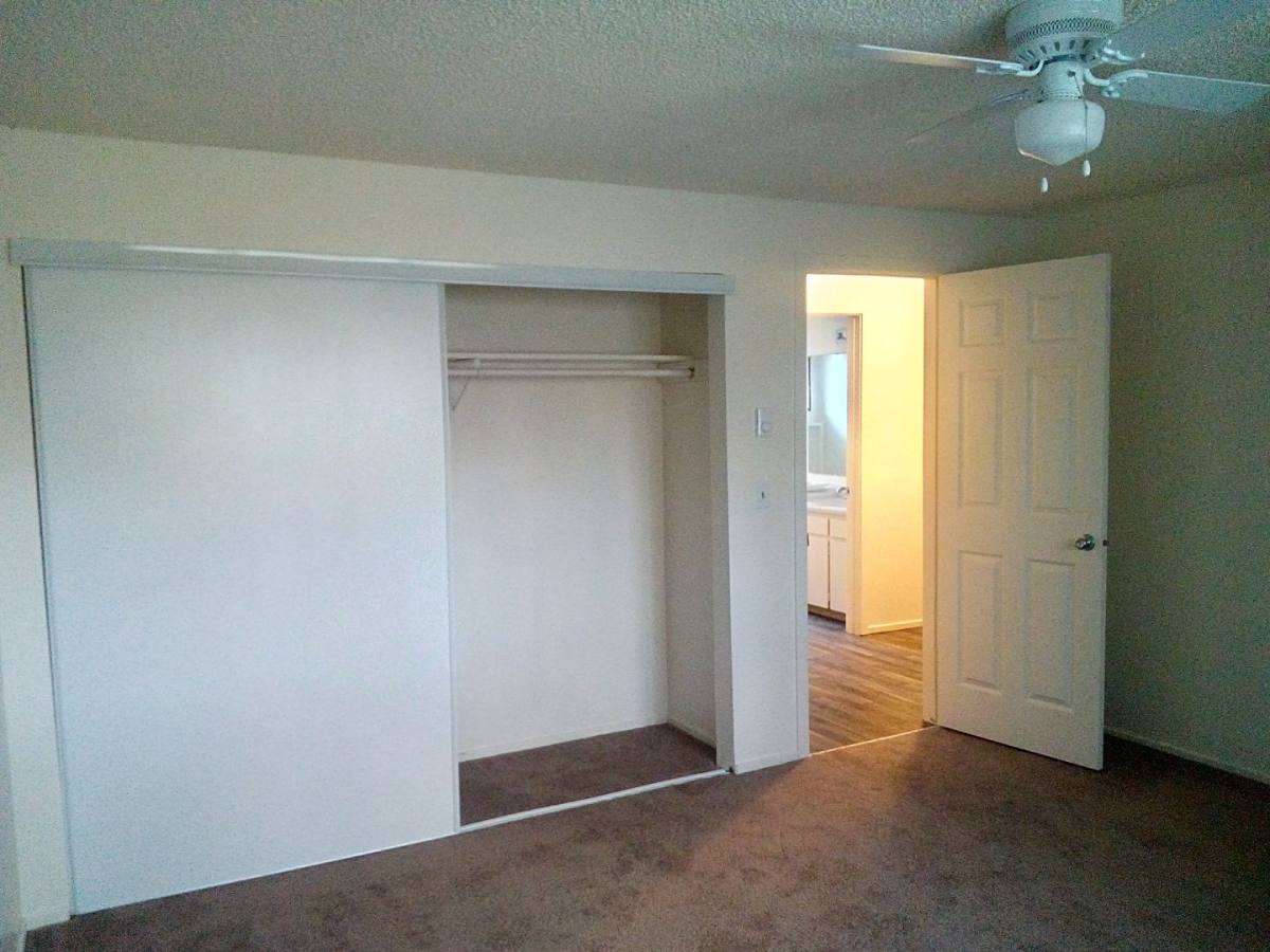 Townhouse for rent at 8726 - 8756 SE Henderson St, Portland, OR 97266