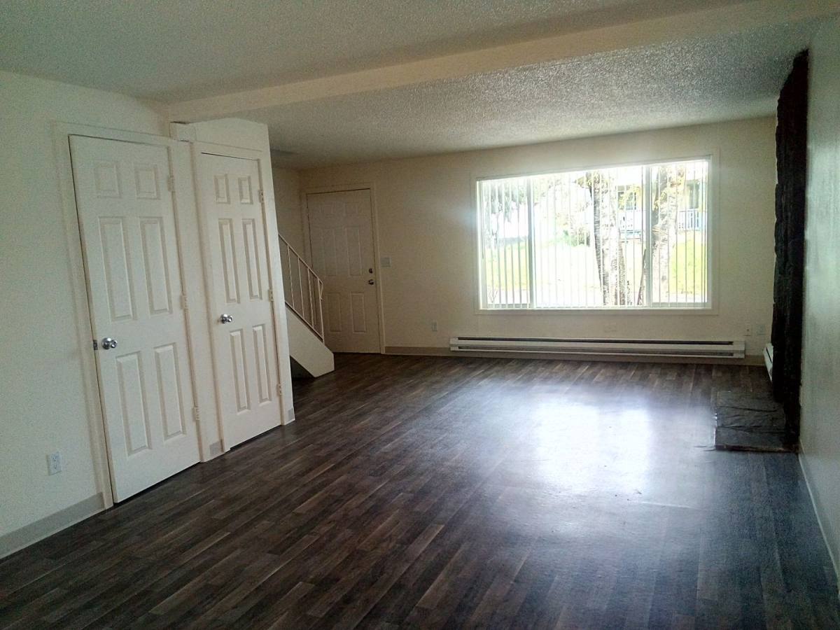 Townhouse for rent at 8726 - 8756 SE Henderson St, Portland, OR 97266