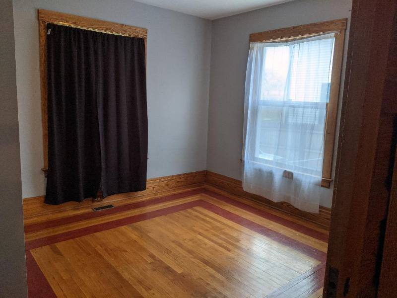 Apartment for rent at 1021 Ames St #1, Saginaw, MI 48602