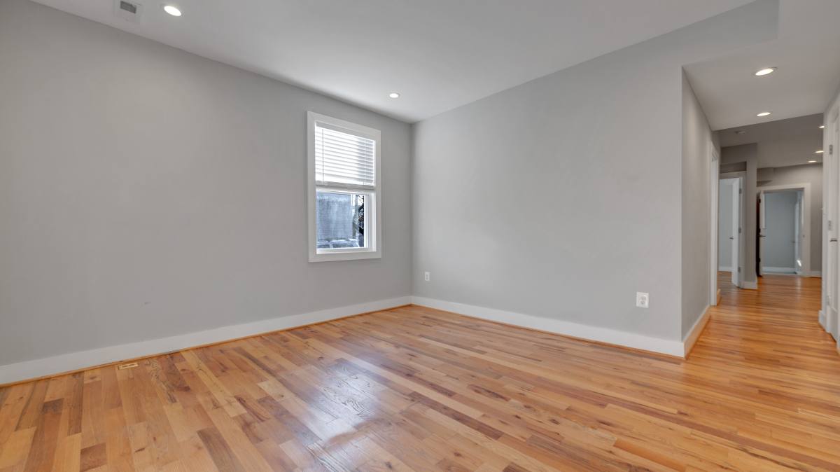 Apartment for rent at 1911 M St NE #1, Washington, DC 20002