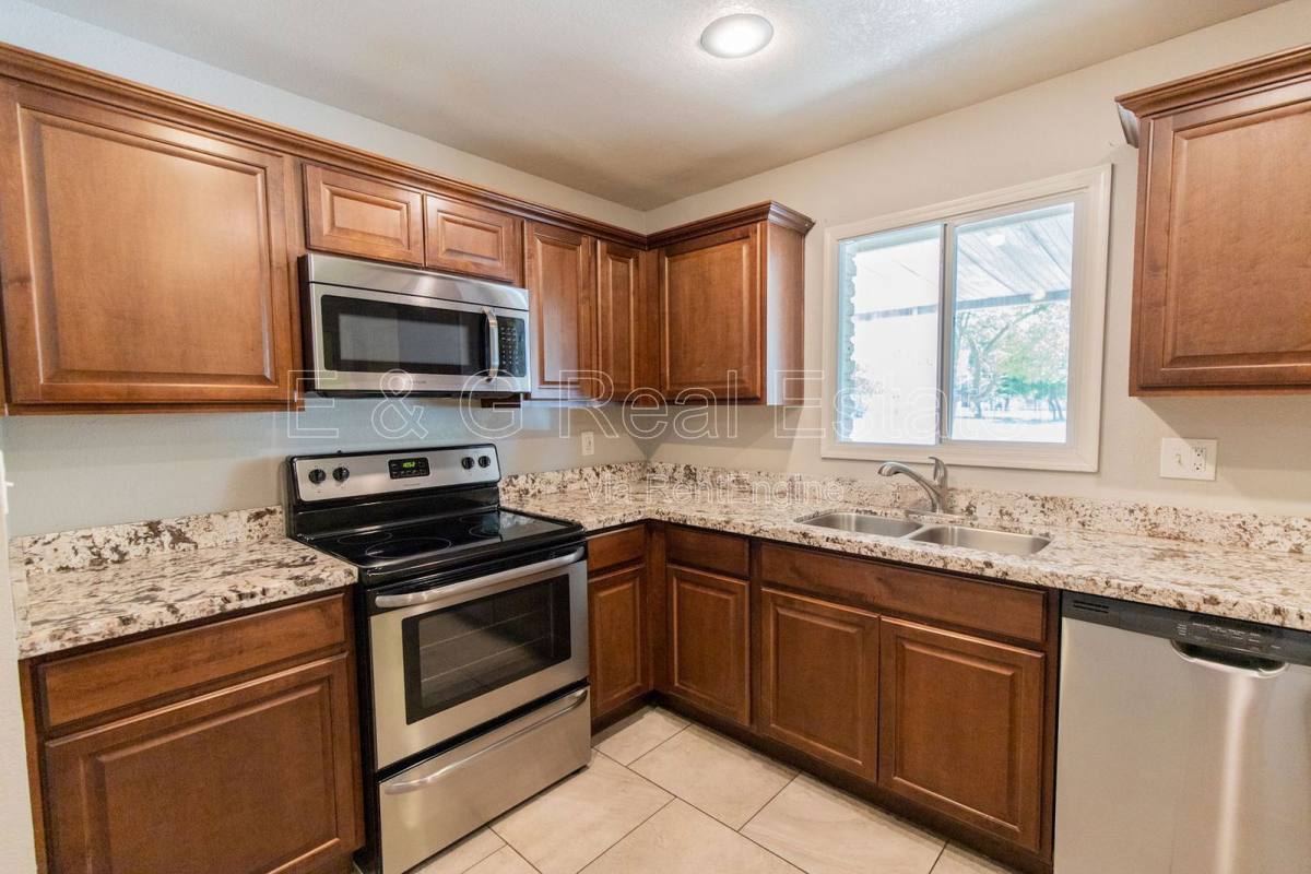 House for rent at 1620 S Hardy Dr, Tempe, AZ 85281