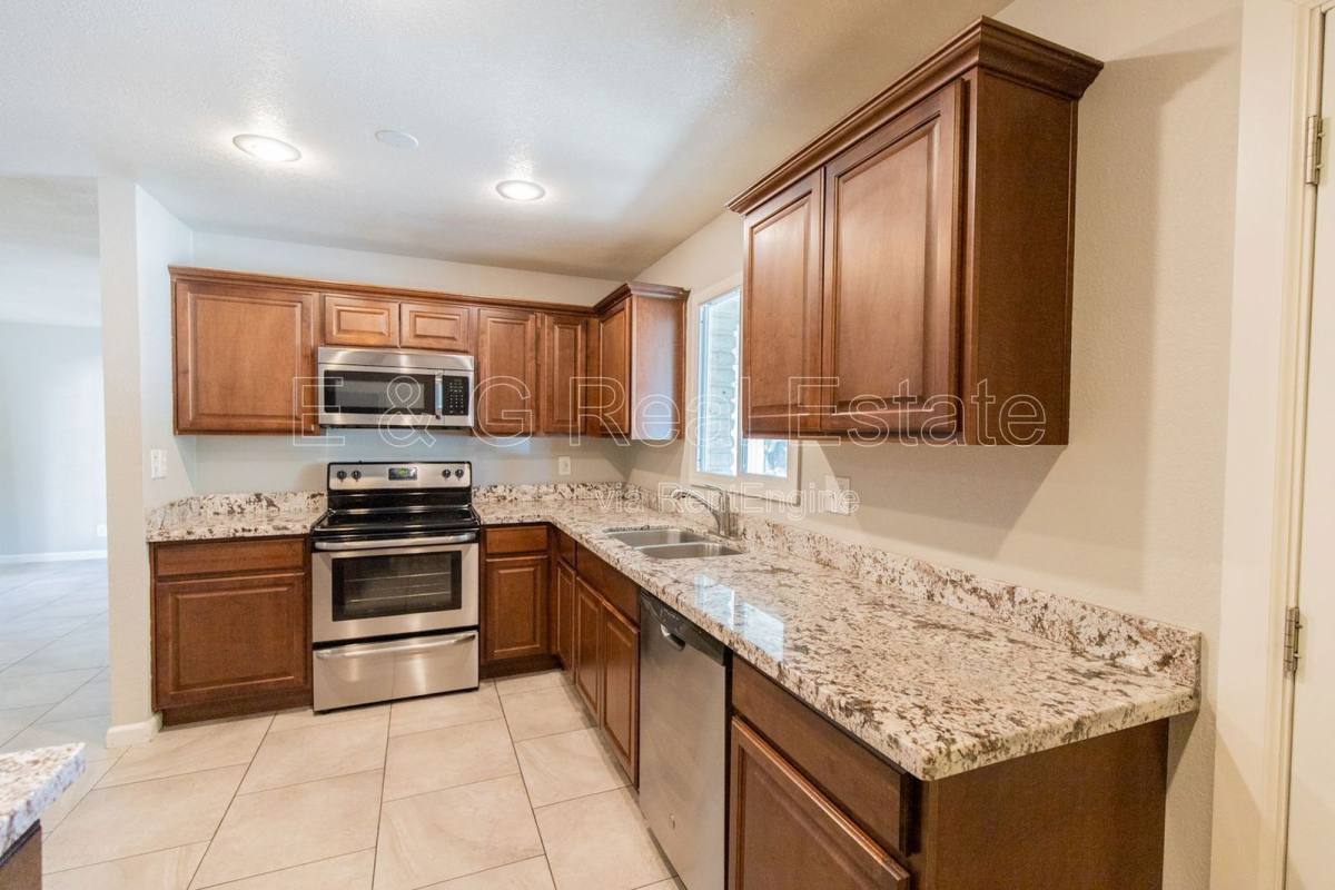 House for rent at 1620 S Hardy Dr, Tempe, AZ 85281