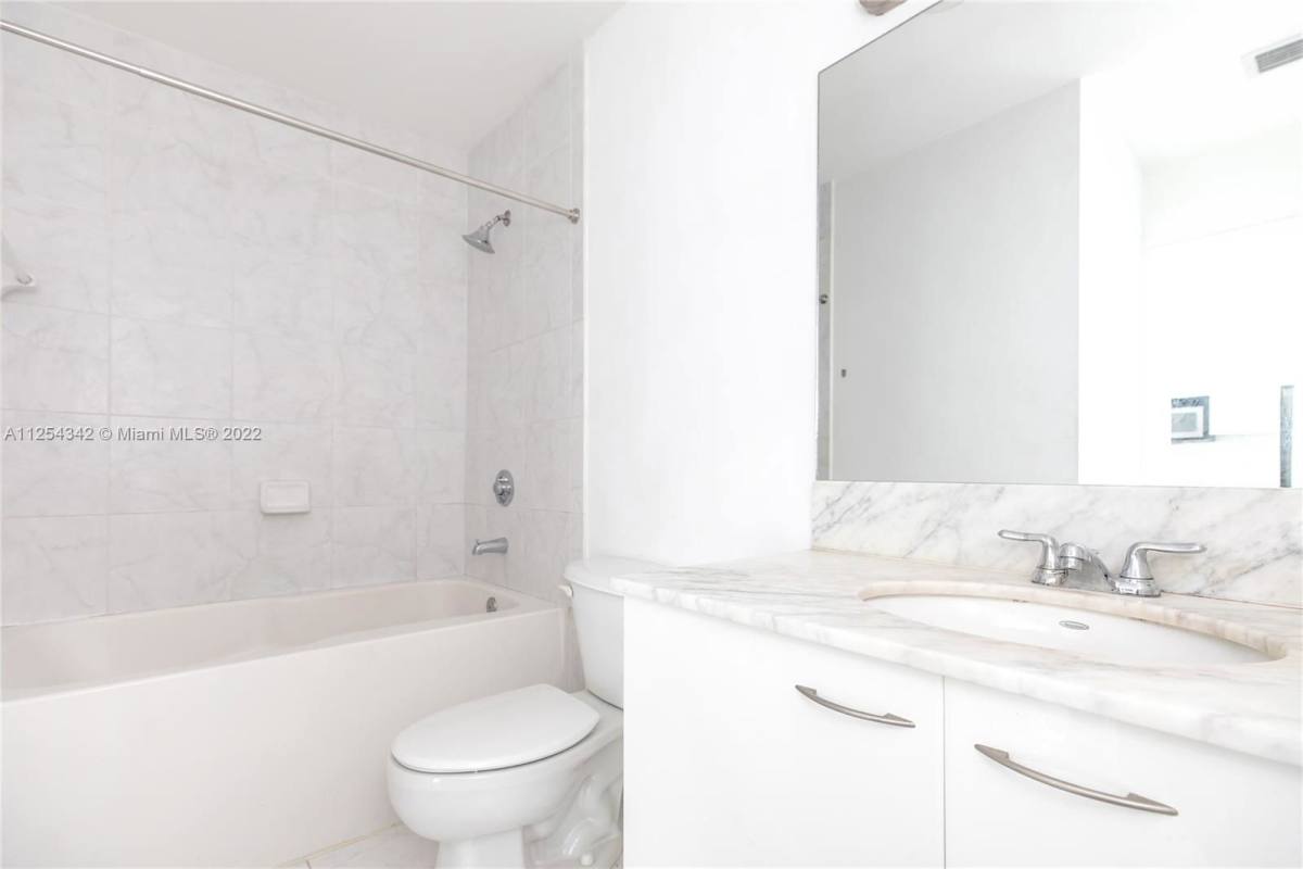 Apartment for rent at 133 NE 2nd Ave, Miami, FL 33132