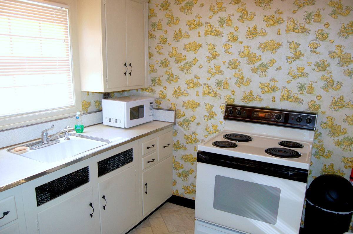 Apartment for rent at 150 6th St #3, Fairview, NJ 07022