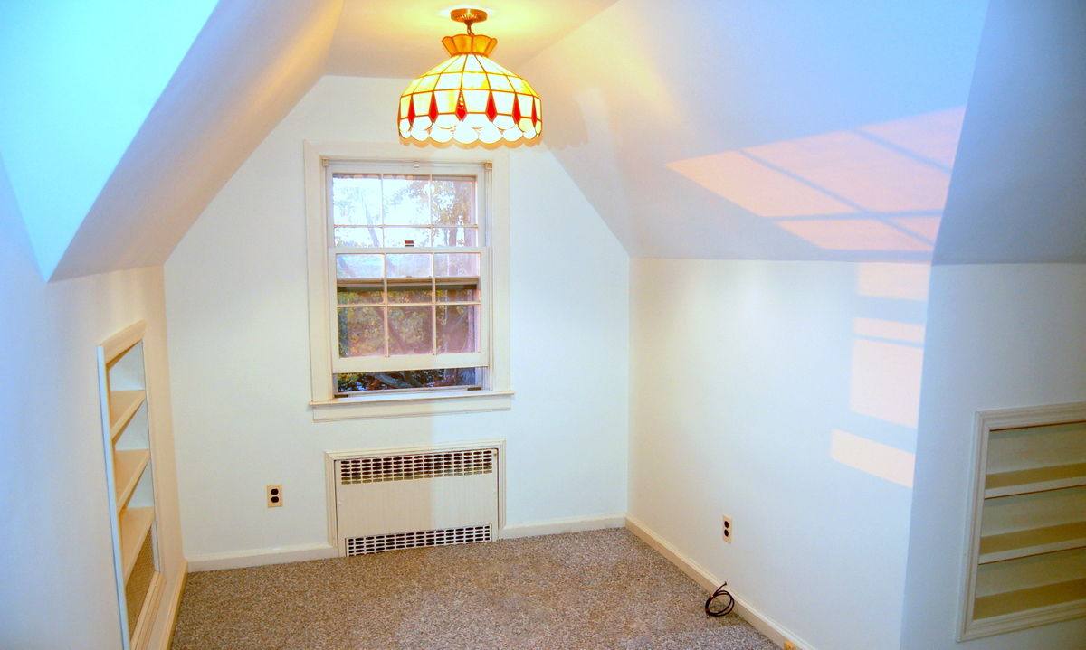 Apartment for rent at 150 6th St #3, Fairview, NJ 07022