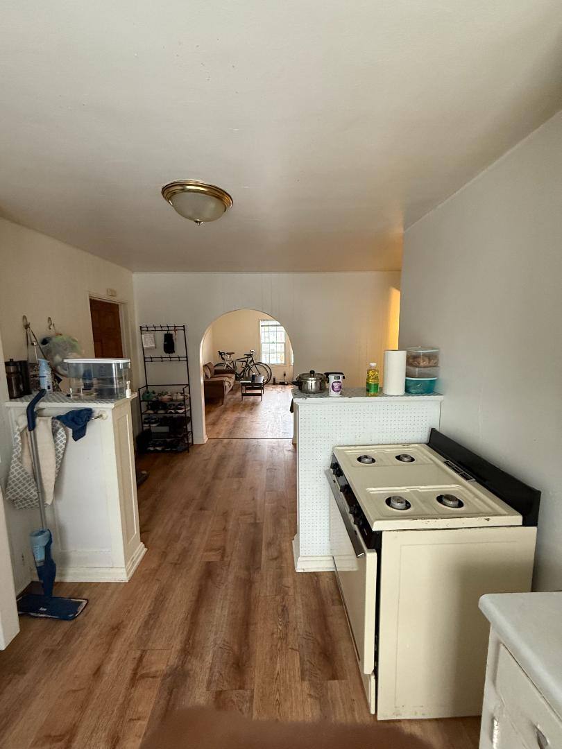 Apartment for rent at 2127 University Ave #4, Madison, WI 53711