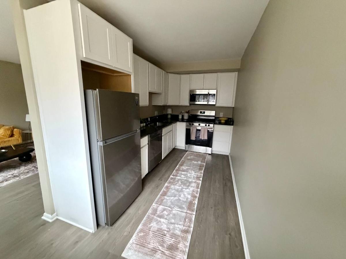 House for rent at 350 U St NE 105, Washington, DC 20002
