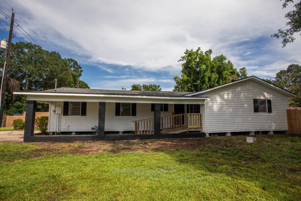 408 Martin Luther King Jr Dr, Lafayette, LA 70501 - House for Rent - Image 5