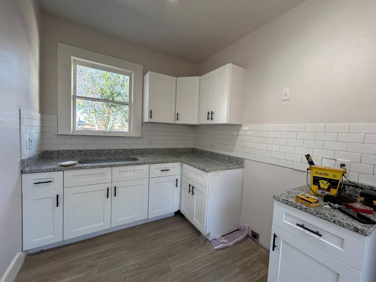 Apartment for rent at 329 Hot Wells Blvd #R, San Antonio, TX 78223