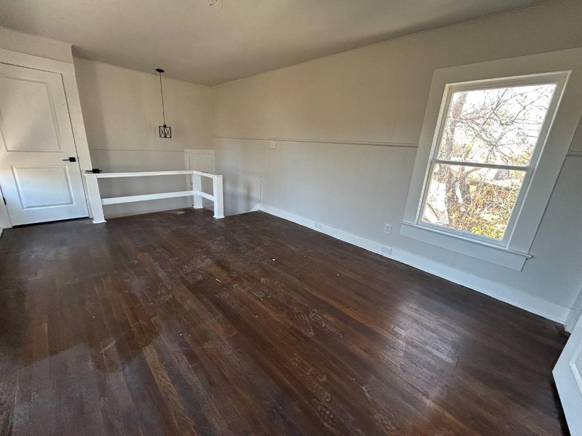 Apartment for rent at 329 Hot Wells Blvd #R, San Antonio, TX 78223